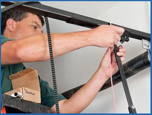 Neighborhood Garage Door Repair Service Hinckley, OH 440-397-4570 - cont-01